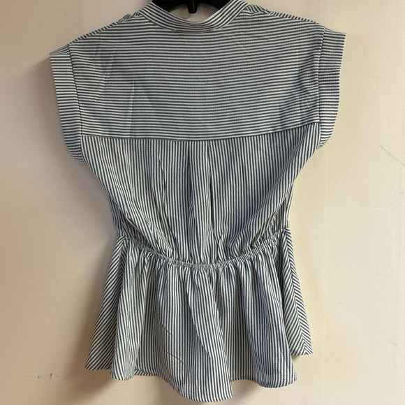 Monteau Los Angeles Women’s Grey and White Striped Peplum V neck Top size S - Picture 3 of 7